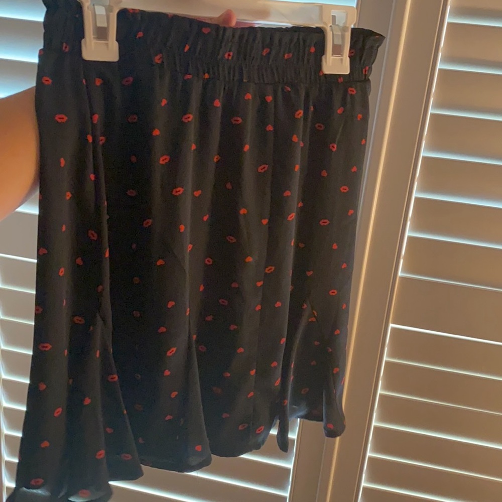 Lip print skirt - Picture 2 of 3